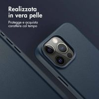 Accezz Cover in Pelle con MagSafe Apple iPhone 15 Pro Max - Nightfall Blue