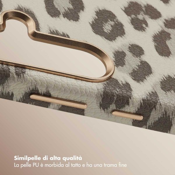 Selencia Cover Sabi Stampa pantera con MagSafe Samsung Galaxy S25 - Soft Ivory