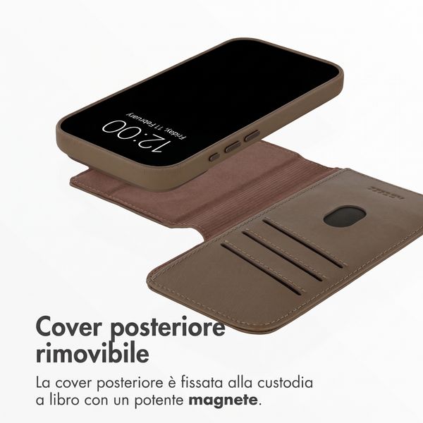 Accezz Cover in pelle 2 in 1 con MagSafe Apple iPhone 18 Pro Max / 17 Pro Max - Marrone caffè