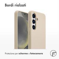 Accezz Cover in silicone liquido con MagSafe Samsung Galaxy S25 - Stone