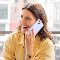 Accezz Cover in silicone liquido con MagSafe Apple iPhone 15 Pro Max - Viola