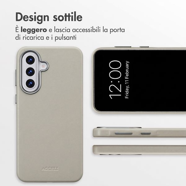 Accezz Cover in Pelle con MagSafe Samsung Galaxy A57 (5G) - Light Grey