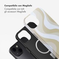 Selencia Cover posteriore Vivid con MagSafe Apple iPhone 13 - Desert Waves Beige