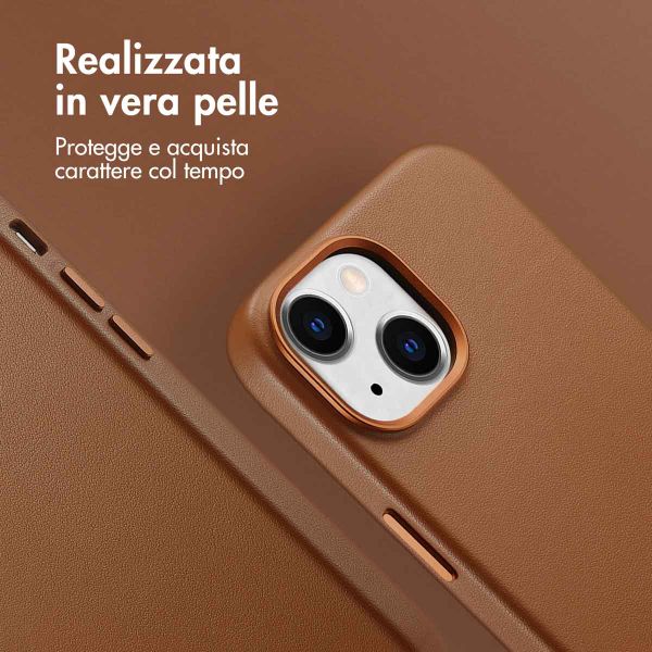 Accezz Cover in Pelle con MagSafe Apple iPhone 15 - Sienna Brown