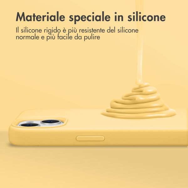 Accezz Cover in silicone liquido con MagSafe Apple iPhone 14 Pro Max - Giallo