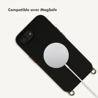 Selencia Rivièra MagSafe Backcover met afneembare haakjes Apple iPhone 17e / 16e - Velvet Black