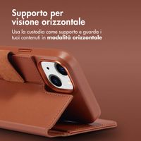 Accezz Cover in pelle 2 in 1 con MagSafe Apple iPhone 14 - Sienna Brown