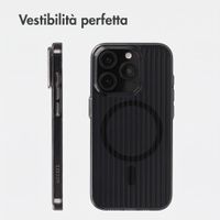 Accezz Cover Lite con MagSafe | Fluted | Apple iPhone 15 Pro - Nero