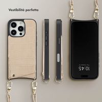 Selencia Cover per telefono Nova Croco con cordino e portacarte Apple iPhone 16 Pro - Beige