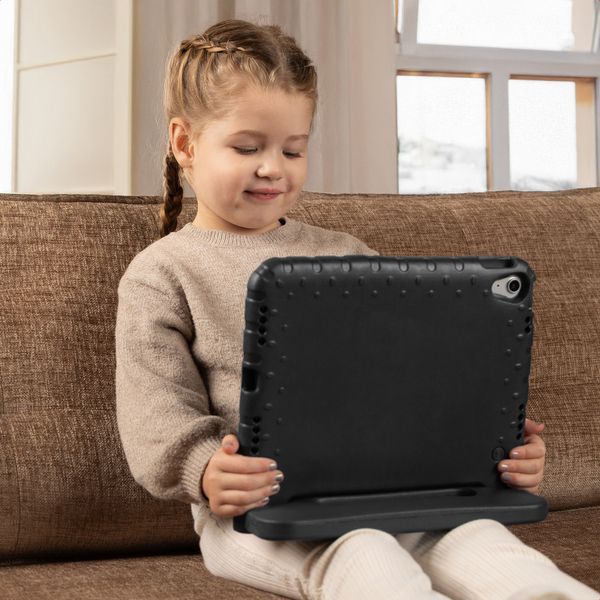 imoshion Cover Posteriore Kidsproof con Maniglia Apple iPad 11 (2025) 11 pollici A16 / iPad 10 (2022) 10.9 pollici - Nero