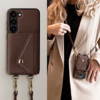 Selencia Cover per telefono Sera con cordino e portacarte a busta Samsung Galaxy S23 - Chocolate Brown