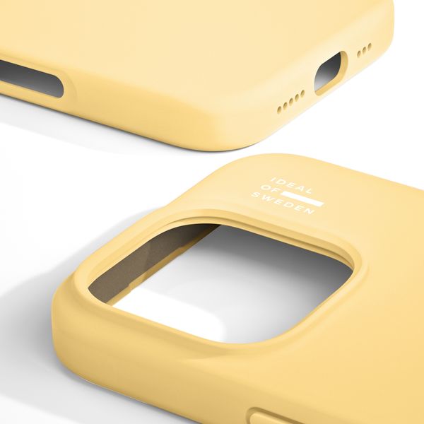 iDeal of Sweden Cover in silicone con MagSafe Apple iPhone 16 Pro - Soft Lemon