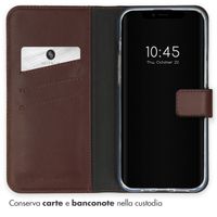 Selencia Cover a libro in vera pelle Apple iPhone 15 - Marrone