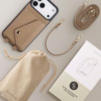 Selencia Cover per telefono Sera con cordino e portacarte a busta Apple iPhone 18 Pro Max / 17 Pro Max - Taupe