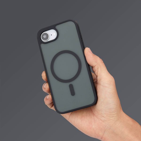 imoshion Cover posteriore Color Guard con MagSafe Apple iPhone 17e / 16e - Nero