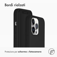 Accezz Cover in silicone liquido con MagSafe Apple iPhone 13 Pro - Nero