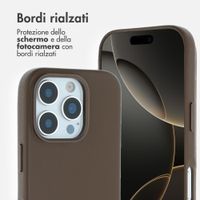 Accezz Cover in Pelle con MagSafe Apple iPhone 16 Pro - Marrone caffè