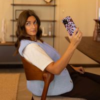 Selencia Cover posteriore Vivid con MagSafe Apple iPhone 16 Pro - Moo'd Lavender Glow
