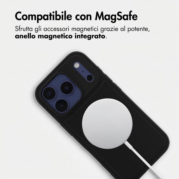 Accezz Backcover Edge con MagSafe Apple iPhone 17 Pro - Nero