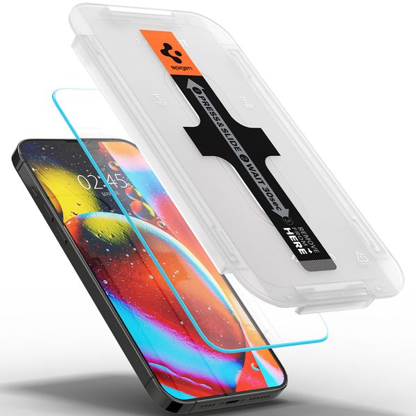 Spigen Vetro temperato GLAStR EZ Fit, confezione da 2 + Applicatore Apple iPhone 13 Pro Max