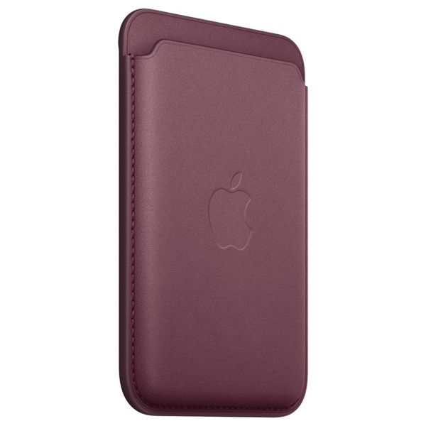 Apple FineWoven Wallet MagSafe con funzione “Dov’è” - Mulberry