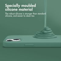 Accezz Cover in silicone liquido con MagSafe Apple iPhone 13 Pro - Verde scuro