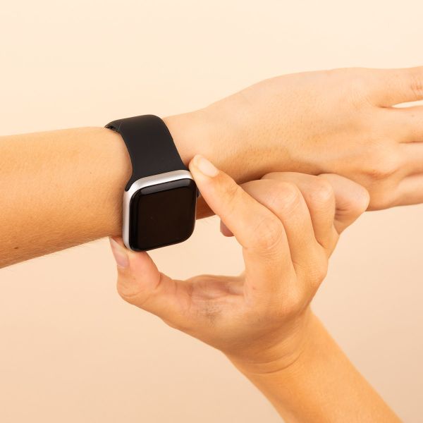 imoshion Cinturino in silicone⁺ Apple Watch | 38/40/41/42 mm - Taglia S/M - Nero