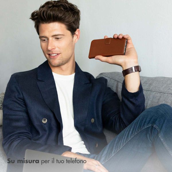Selencia Cover a libro in vera pelle Apple iPhone 12 (Pro) - Marrone chiaro