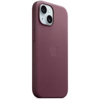 Apple Cover Posteriore FineWoven con MagSafe Apple iPhone 15 - Mulberry