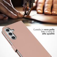 Selencia Cover a libro in vera pelle Samsung Galaxy S25 FE - Dusty Pink