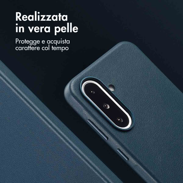 Accezz Cover in Pelle con MagSafe Samsung Galaxy A36 / A56 - Nightfall Blue