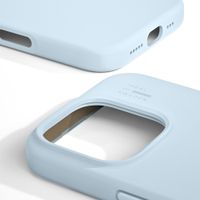iDeal of Sweden Cover in silicone con MagSafe Apple iPhone 16 Pro - Light Blue