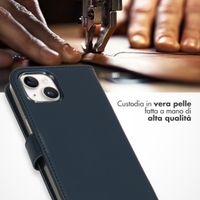 Selencia Cover a libro in vera pelle Apple iPhone 15 - Blu