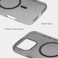 Accezz Cover Lite con MagSafe | Fluted | Apple iPhone 16 Pro - Nero