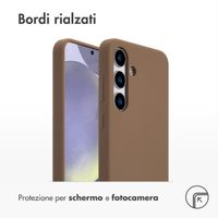 Accezz Cover in silicone liquido con MagSafe Samsung Galaxy S25 Plus - Marrone chiaro