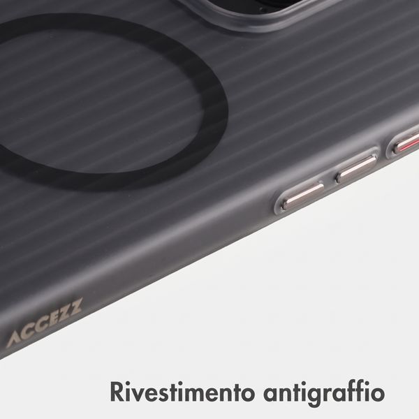 Accezz Cover Lite con MagSafe | Fluted | Apple iPhone 16 Pro - Grigio