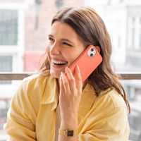 Accezz Cover in silicone liquido con MagSafe Apple iPhone 14 Pro Max - Nectarine