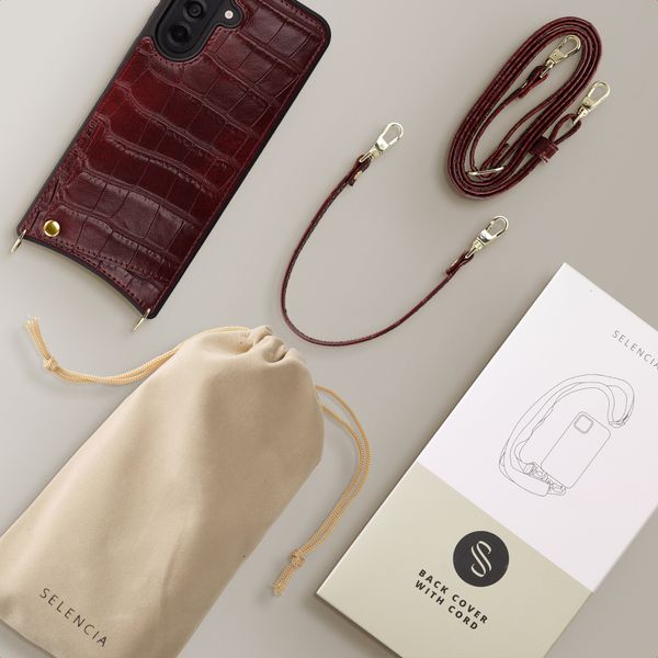 Selencia Cover per telefono Nova Croco con cordino e portacarte Samsung Galaxy A37 (5G) - Burgundy