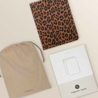 Selencia Libreria Sabi con stampa leopardata Apple iPad 11 (2025) 11 pollici A16 / iPad 10 (2022) 10.9 pollici - Mocha Brown