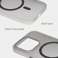 Accezz Cover Lite con MagSafe | Fluted | Apple iPhone 15 Pro - Grigio