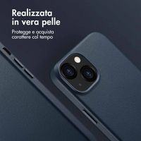 Accezz Cover in Pelle con MagSafe Apple iPhone 13 - Nightfall Blue
