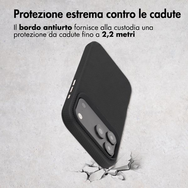 Accezz Cover Posteriore Resistente con MagSafe Apple iPhone 18 Pro Max / 17 Pro Max - Nero