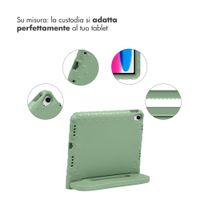 imoshion Cover Posteriore Kidsproof con Maniglia Apple iPad 11 (2025) 11 pollici A16 / iPad 10 (2022) 10.9 pollici - Olive Green