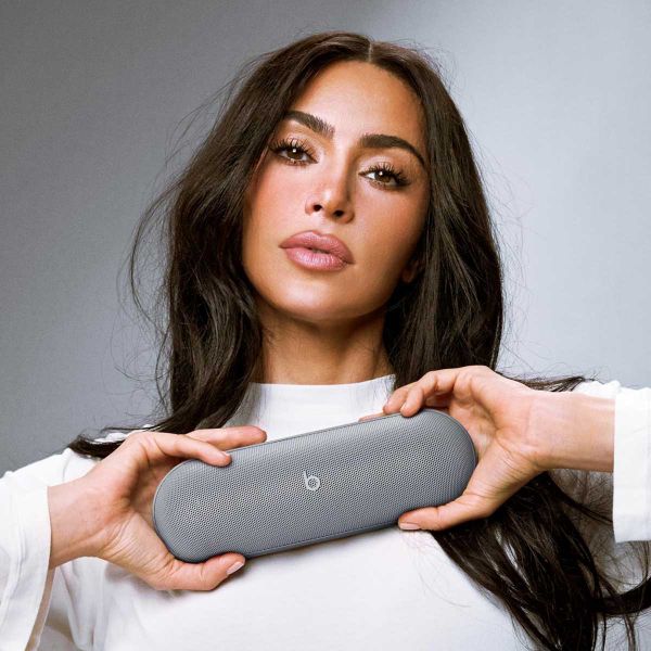 Beats Altoparlante Wireless Bluetooth Pill x Kim Kardashian - Dark Gray