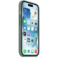 Apple Cover Posteriore in Silicone con MagSafe Apple iPhone 15 - Cypress