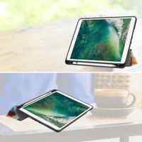 imoshion Cover Trifold Design Apple iPad 6 (2018) 9.7 pollici / iPad 5 (2017) 9.7 pollici / Air 2 (2014)/Air 1 (2013) - Various Colors