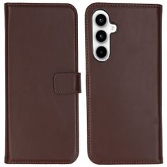 Selencia Cover a libro in vera pelle Samsung Galaxy A55 - Marrone scuro