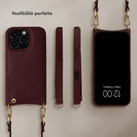 Selencia Cover per telefono Nova con cordino e portacarte Apple iPhone 16 Pro - Bold Burgundy