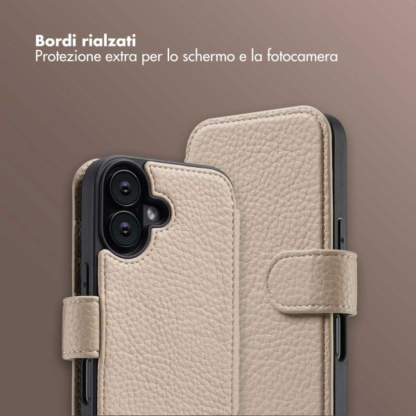 Selencia Cover Riva con MagSafe e cordino Apple iPhone 16 - Beige