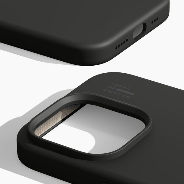 iDeal of Sweden Cover in silicone con MagSafe Apple iPhone 14 Pro - Black